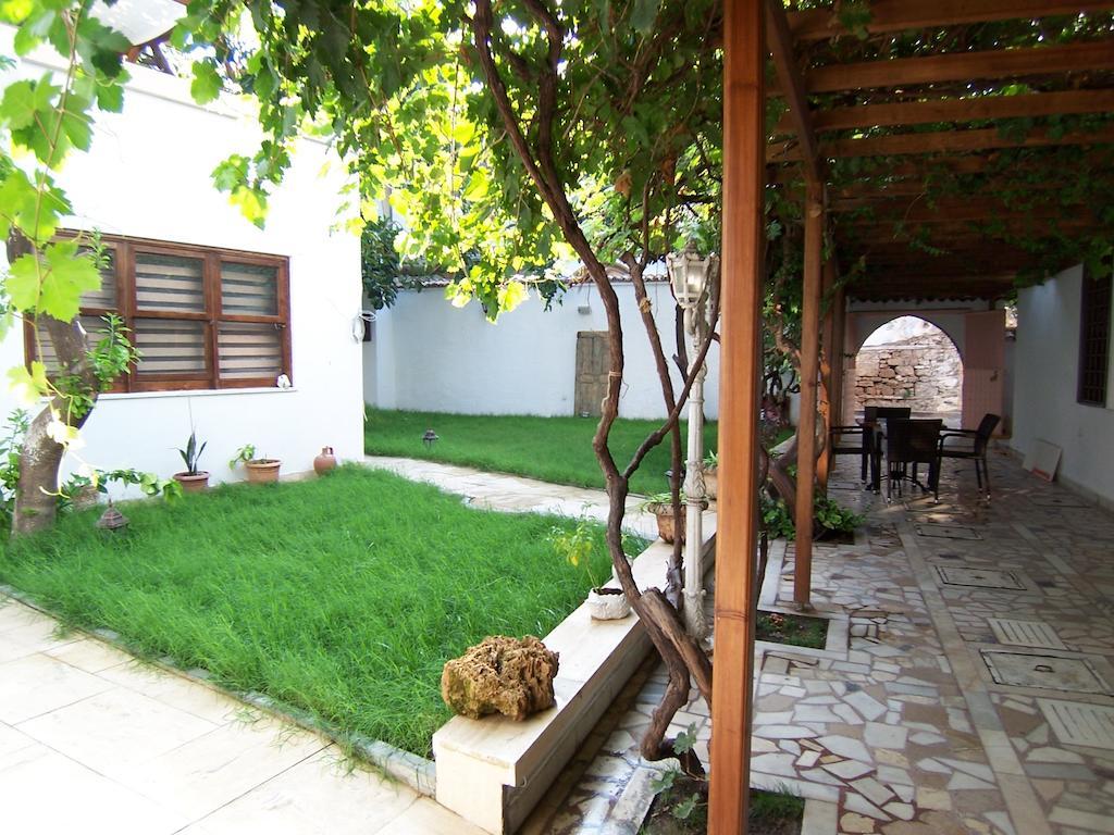 Kaleici Ozkavak Hotel Antalya Exterior photo