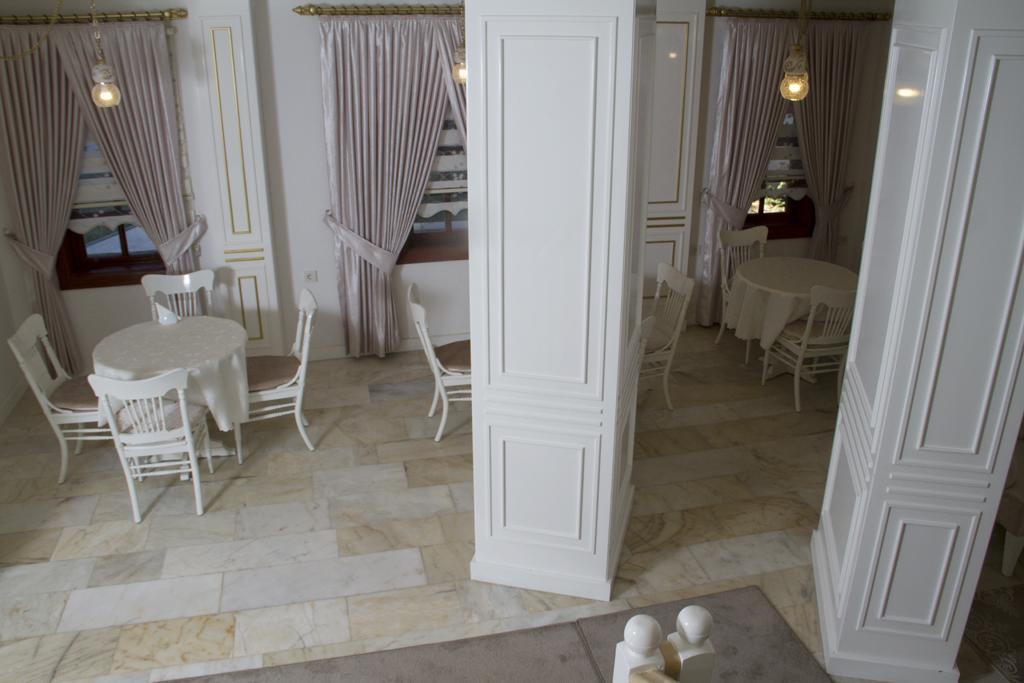 Kaleici Ozkavak Hotel Antalya Exterior photo