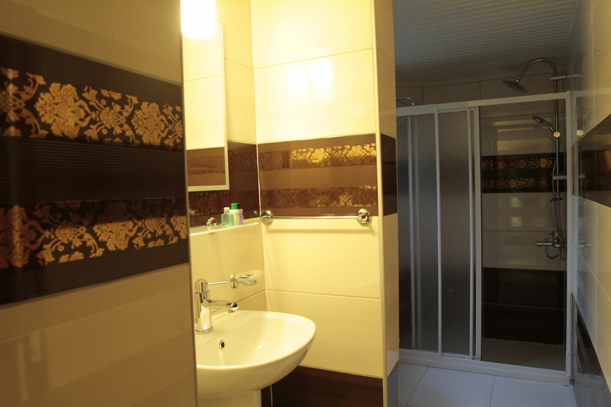 Kaleici Ozkavak Hotel Antalya Exterior photo